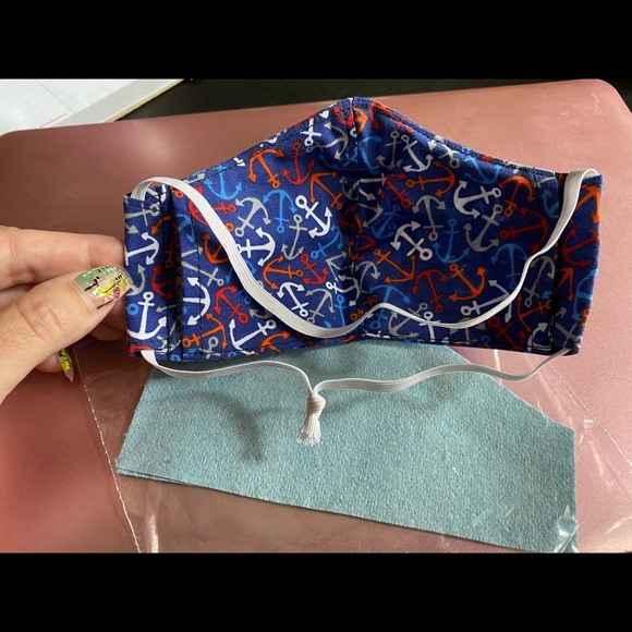 Kid's Face Mask with Anchors - Brand New! - Picture 2 of 2